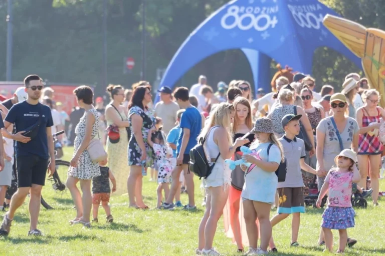 Nadchodzi reforma programu 800+ (FOTO: gov.pl)