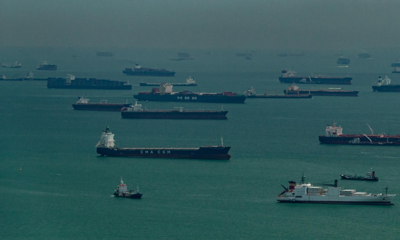 Cieśnina Ormuz zamknięta przez Iran. Światowy rynek ropy w szoku