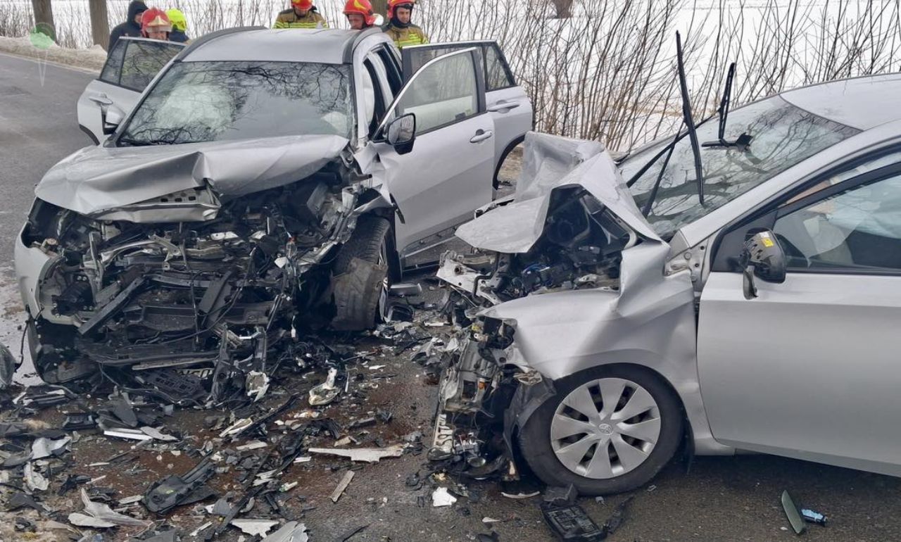 Wypadek w Krzyżanowie pod Malborkiem. Dwie osoby w szpitalu