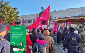 Wraca protest pod szpitalem w gdańsku. NFZ: 3600 zł za terminację ciąży (FOTO: Kaja Godek/X)