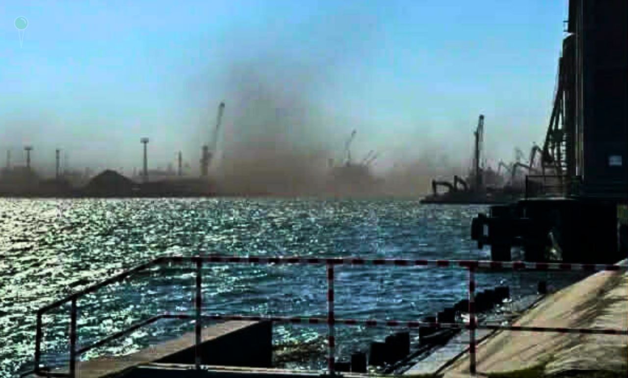 Czarny pył węglowy nad Letnicą. Mieszkańcy czekają na reakcję władz