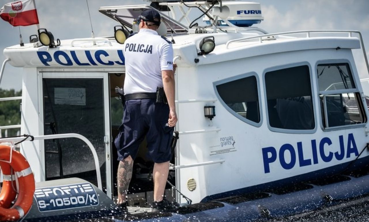 Sternik łodzi zatrzymany na Mierzei Wiślanej. Odpowie przed sądem
