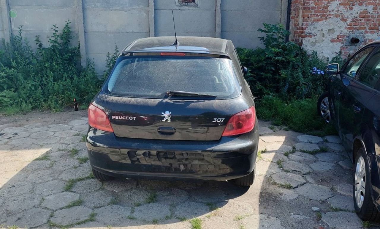 Wszedł przez balkon po kluczyki do auta. W mieszkaniu spali właściciele