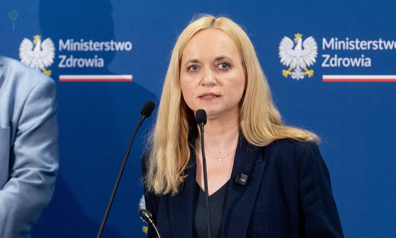 Posłowie opozycji w pomorskim szpitalu. W tle wypłaty dla minister zdrowia