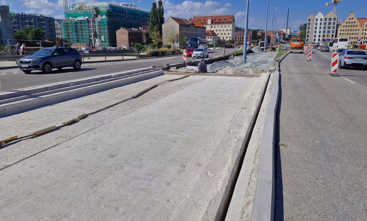 Tramwaje wracają na Podwale Przedmiejskie w Gdańsku. Mieszkańcy nie wierzą (FOTO: DRMG)