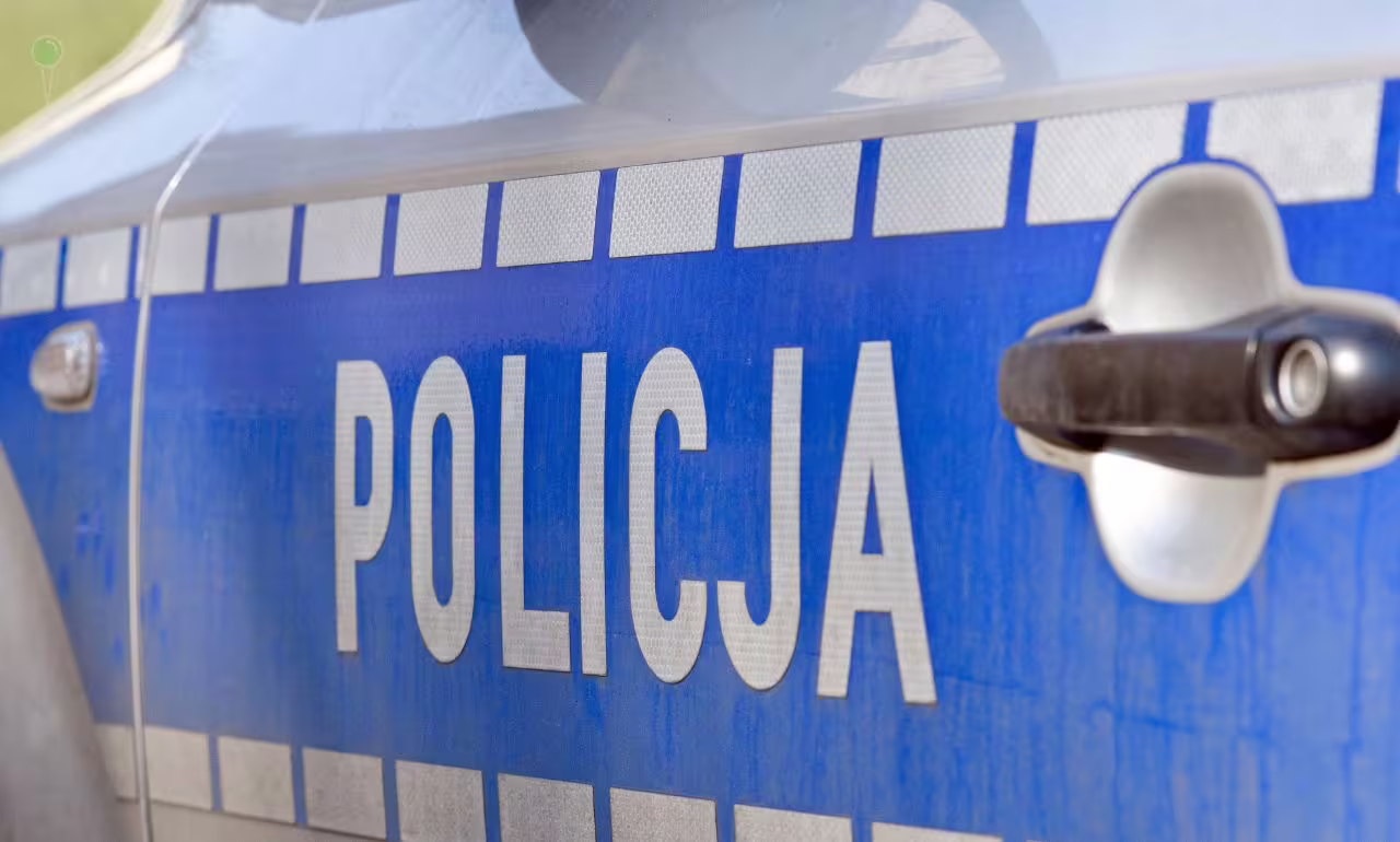 Cios nożem przy Niepołomickiej w Gdańsku. Policja zatrzymała kobietę (FOTO: canva)