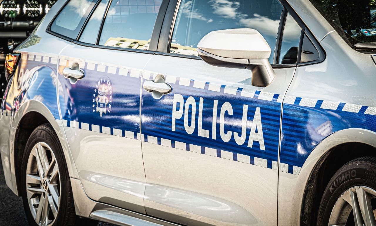 Gdynia. Ciało 33-latka znaleziono w namiocie na plaży