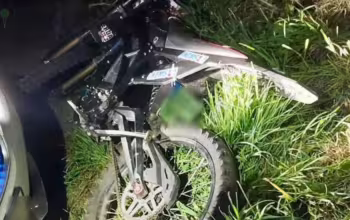 13-latek uciekał motocyklem przed policją. Pościg zakończył się przy schodach (FOTO: KMP Gdańsk)