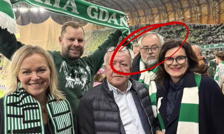 Piotr Adamowicz w w towarzystwie radnych miasta Gdańska i prezydent Gdańska Aleksandry Dulkiewicz (FOTO: Maksymilian Kieturakis/FB)