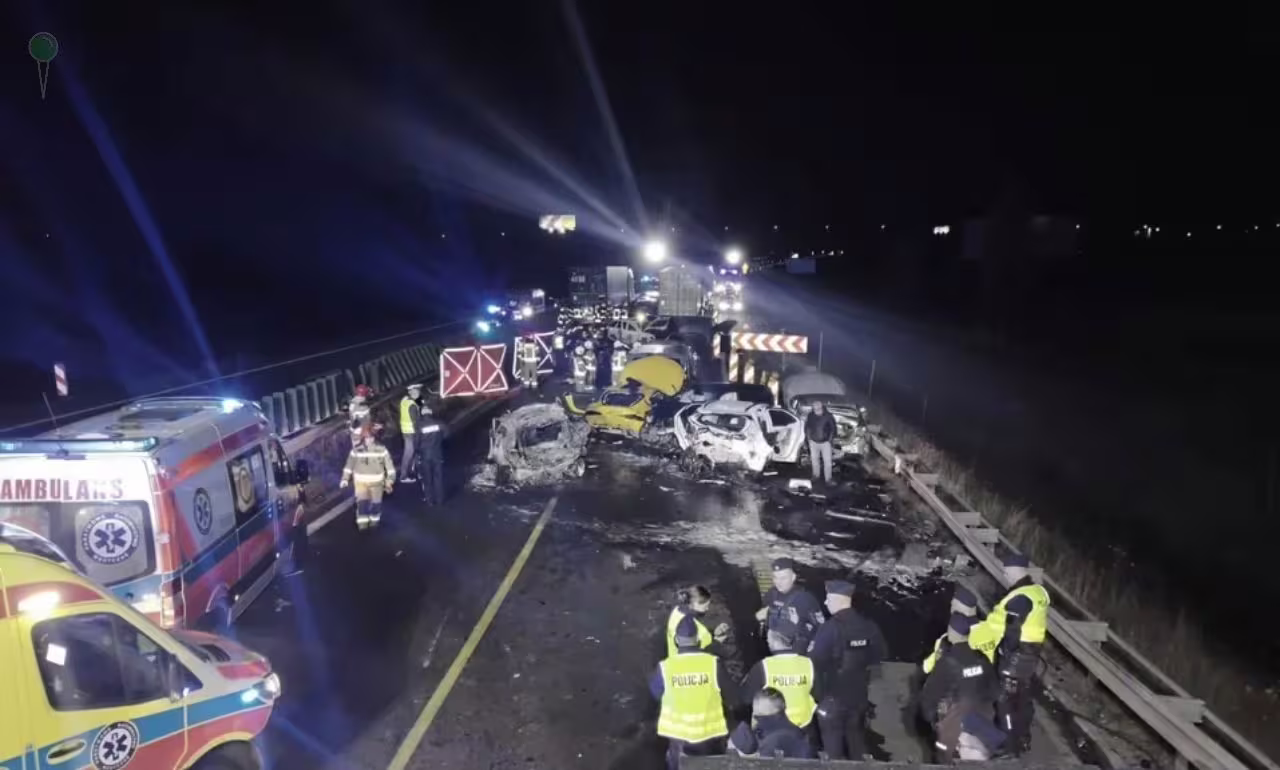Dwa lata po katastrofie na S7. Śledztwo nadal zawieszone (FOTO: KPP Pruszcz Gdański)