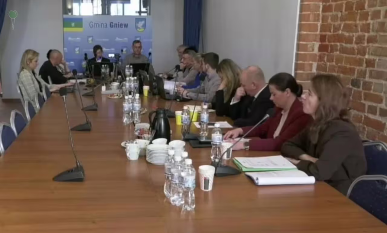 Referendum w Gniewie. Mieszkańcy mogą odwołać burmistrza i radę (FOTO: gniew.pl)