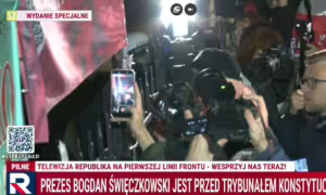 Gorąco pod Trybunałem Konstytucyjnym. Kaczyński, Bosak i Mentzen przeciw działaniom rządu