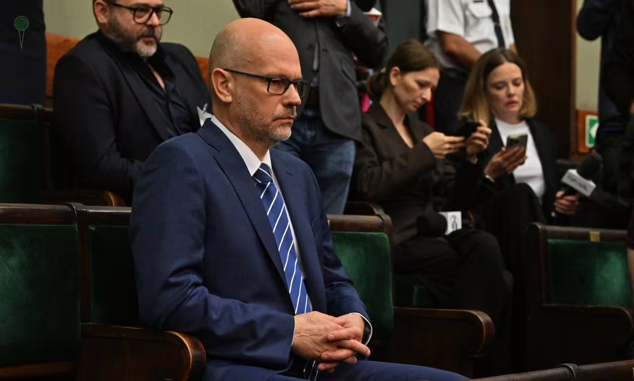 Maciej Berek podczas posiedzenia Sejmu 4 września 2026 roku. Pochodzący z Gdańska prawnik został wybrany na sędziego Trybunału Konstytucyjnego. (FOTO: Anna Strzyżak / Kancelaria Sejmu, Wikimedia Commons, CC BY 4.0.)