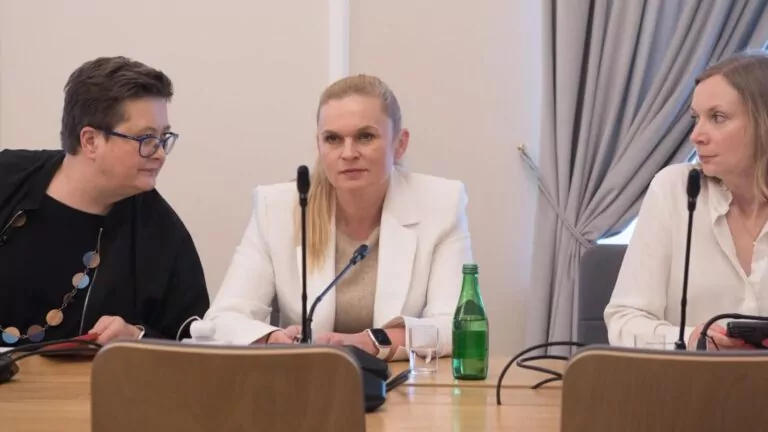 Po co nam Edukacja Obywatelska? Mamy przecież WoS (FOTO: Facebook.com/Barbara Nowacka)