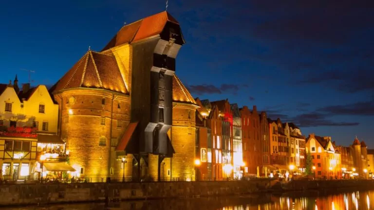 Przygoda z historią czeka! Ponowne otwarcie gdańskiego Żurawia (FOTO: canva.com)