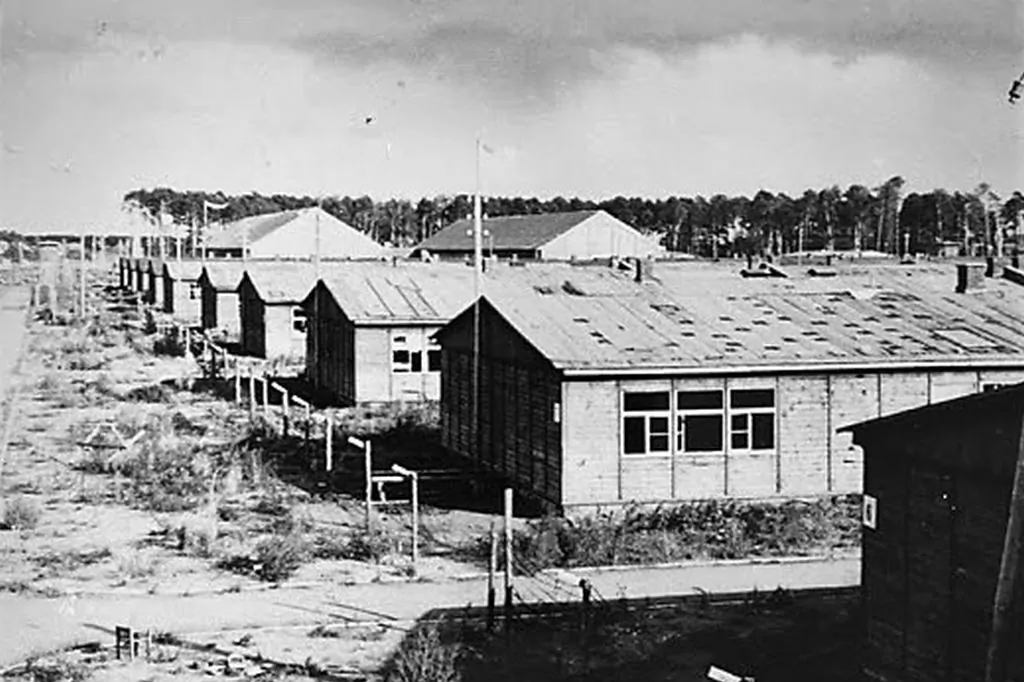 Obóz w pierwszych latach 40 ub. wieku.