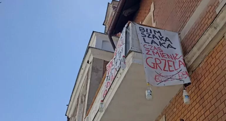 Protest w Gdańsku Wrzeszczu. "Bum szaka laka, czas zmienić Grzelaka" (FOTO: wbijamszpile.pl)