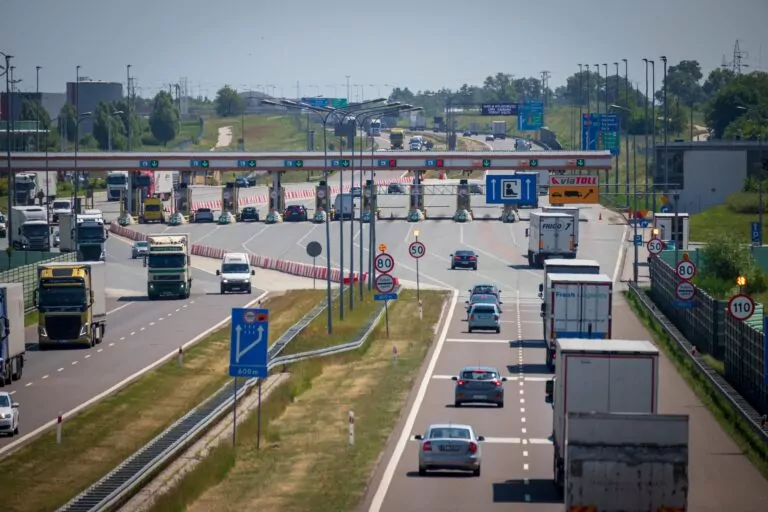 Nowe opłaty na polskich drogach. Elektroniczny system rozszerzony (FOTO Główny Inspektorat Transportu Drogowego)