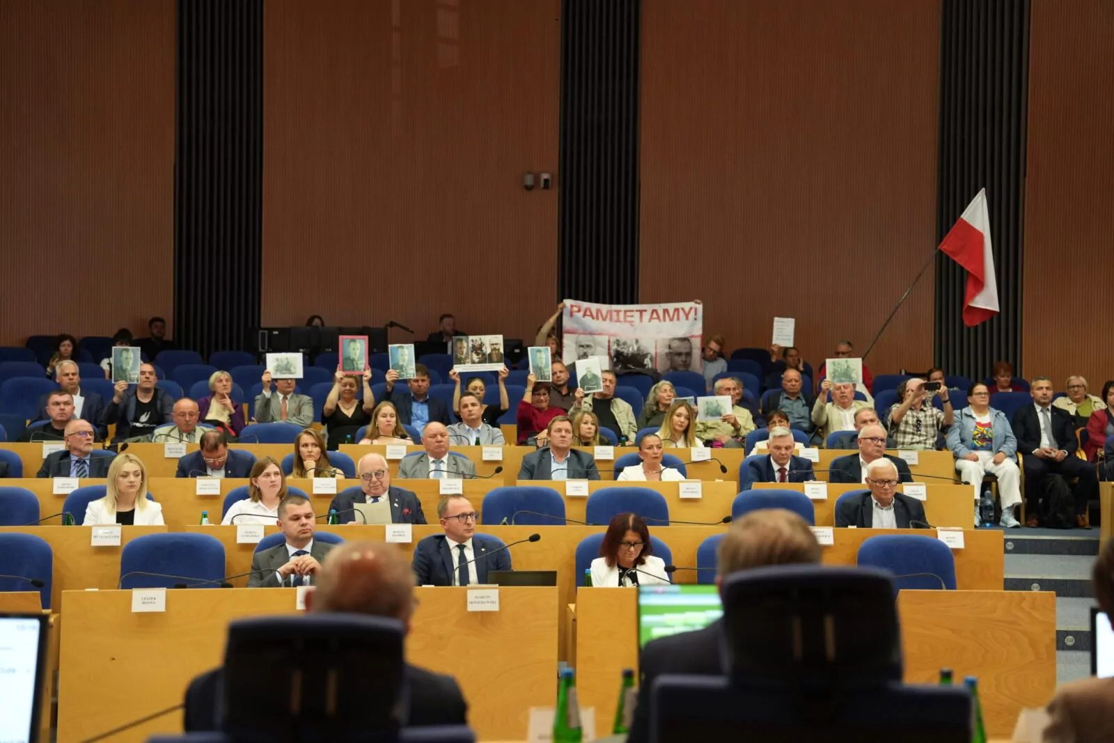 Burzliwa sesja pomorskiego parlamentu. Padły ostre słowa (FOTO: pomorskie.eu)