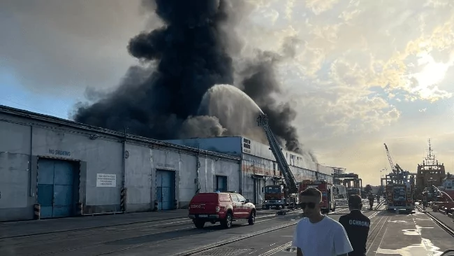 Rodzina Stawskich straciła dorobek pożarze hali. Potrzebna pomoc (FOTO: pomagamy.pl/X)