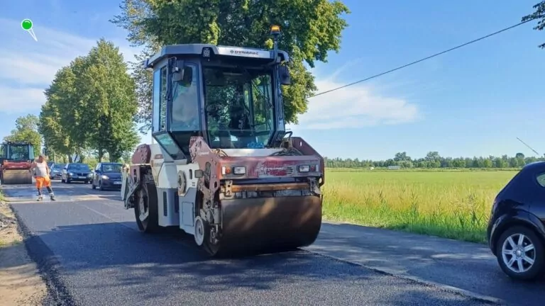 Korki na Mierzei Wiślanej. Problemy z dojazdem do Krynicy Morskiej (FOTO: canva.com)
