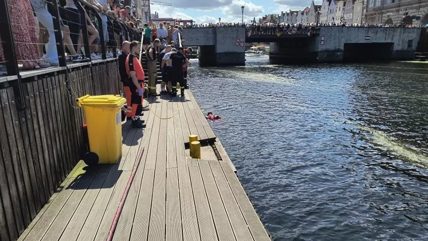 Nowe informacje. 19-latek utonął w Motławie (FOTOL KMP Gdańsk)