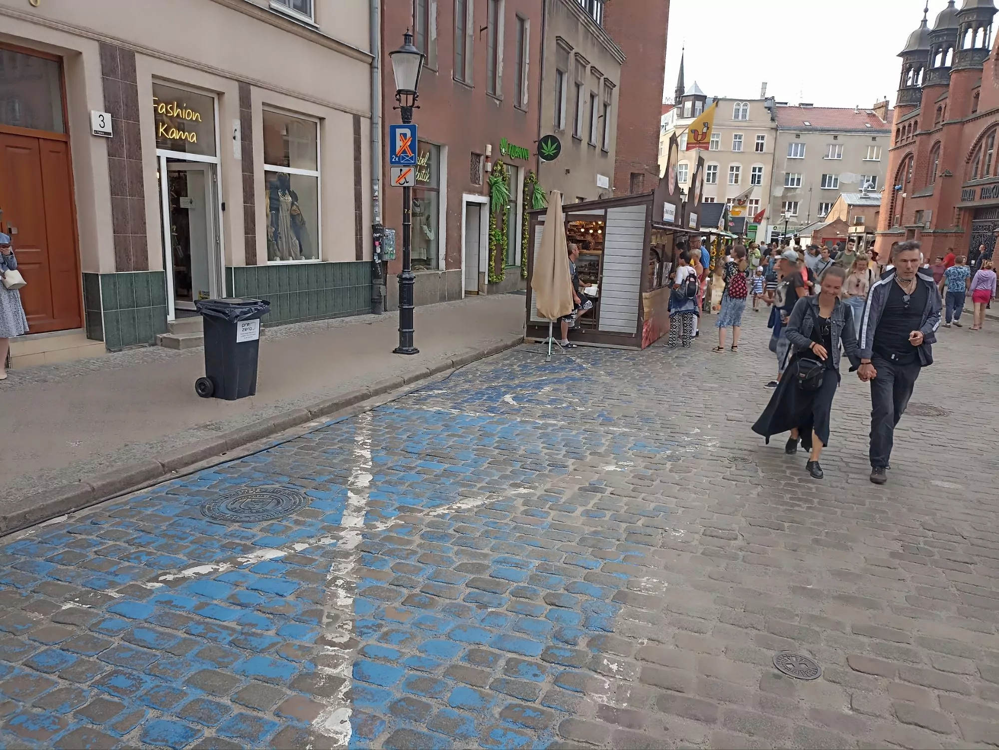 AmberExpo o parkowaniu niepełnosprawnych na Jarmarku (FOTO: wbijamszile.pl)