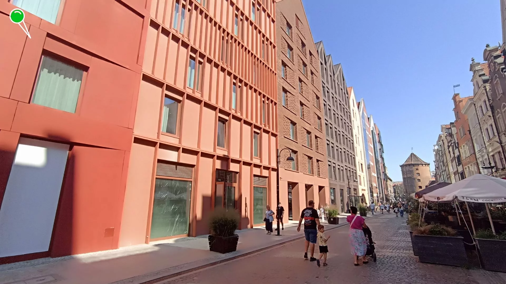 Nowy bar szybkiej obsługi na Wyspie Spichrzów w Gdańsku (FOTO: wbijamszpile.pl)