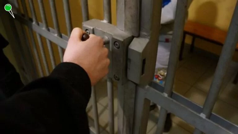 Porwanie na parkingu w Iławie. Policja ujęła sprawcę w Gdańsku (FOTO: canva.com)