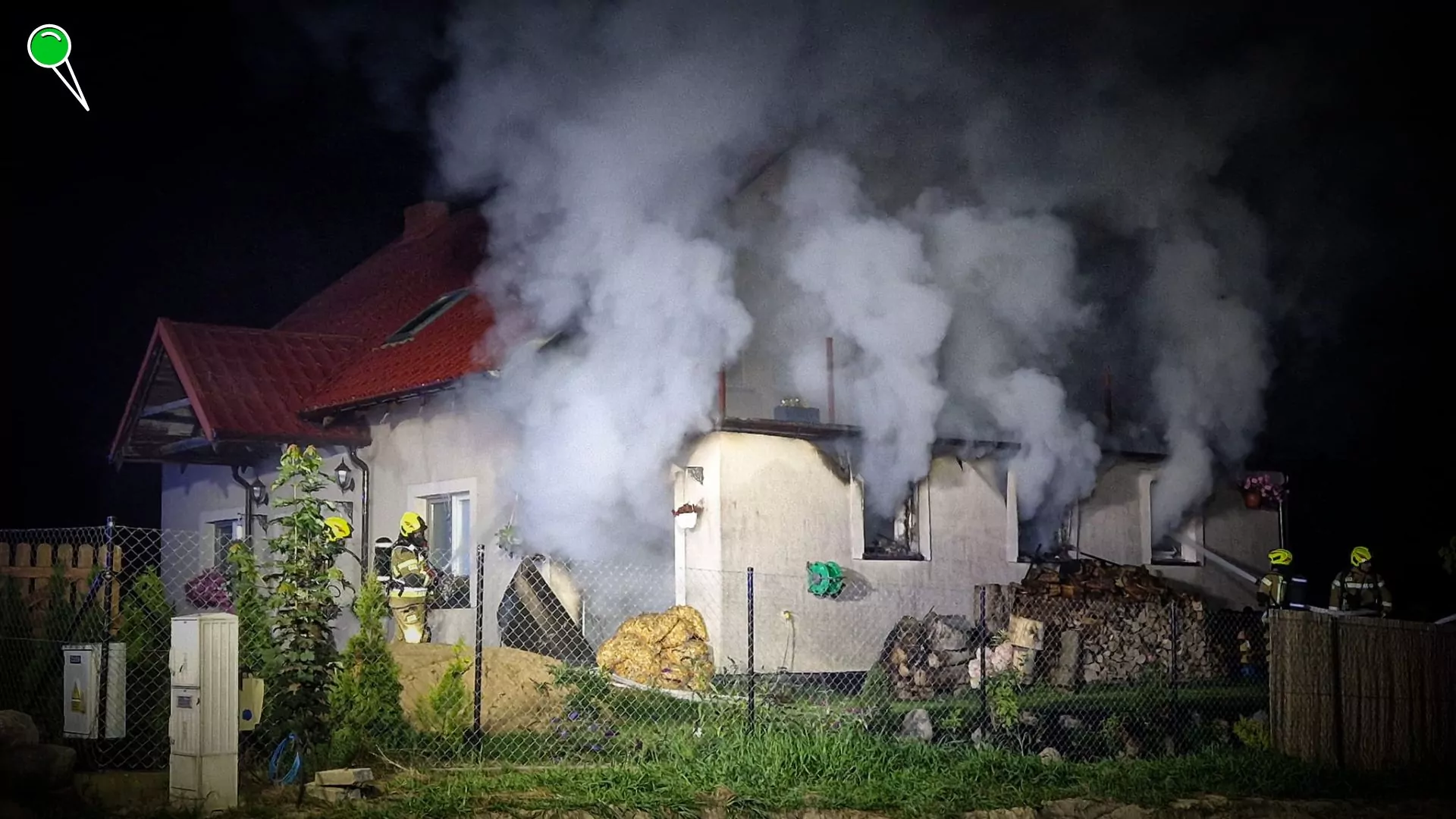 Tragedia w gminie Pszczółki. Nocny pożar w Kleszczewku (FOTO: OSP Pszczółki)