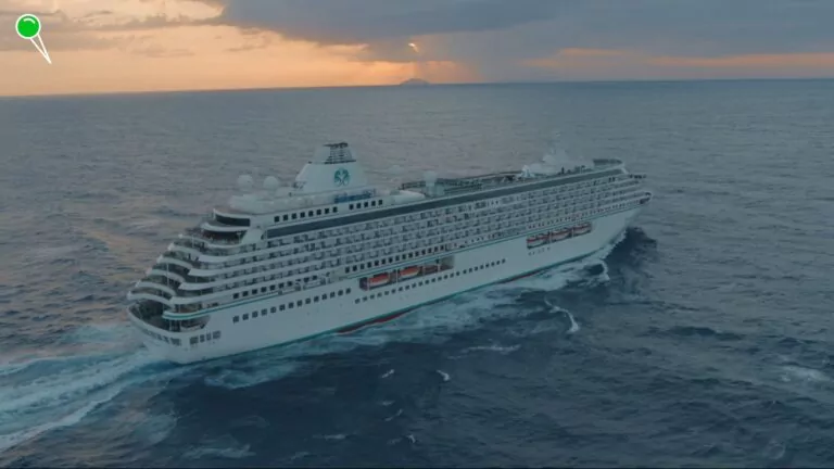 Crystal Symphony. Potężny wycieczkowiec w gdańskim porcie (FOTO: mat. prasowe)