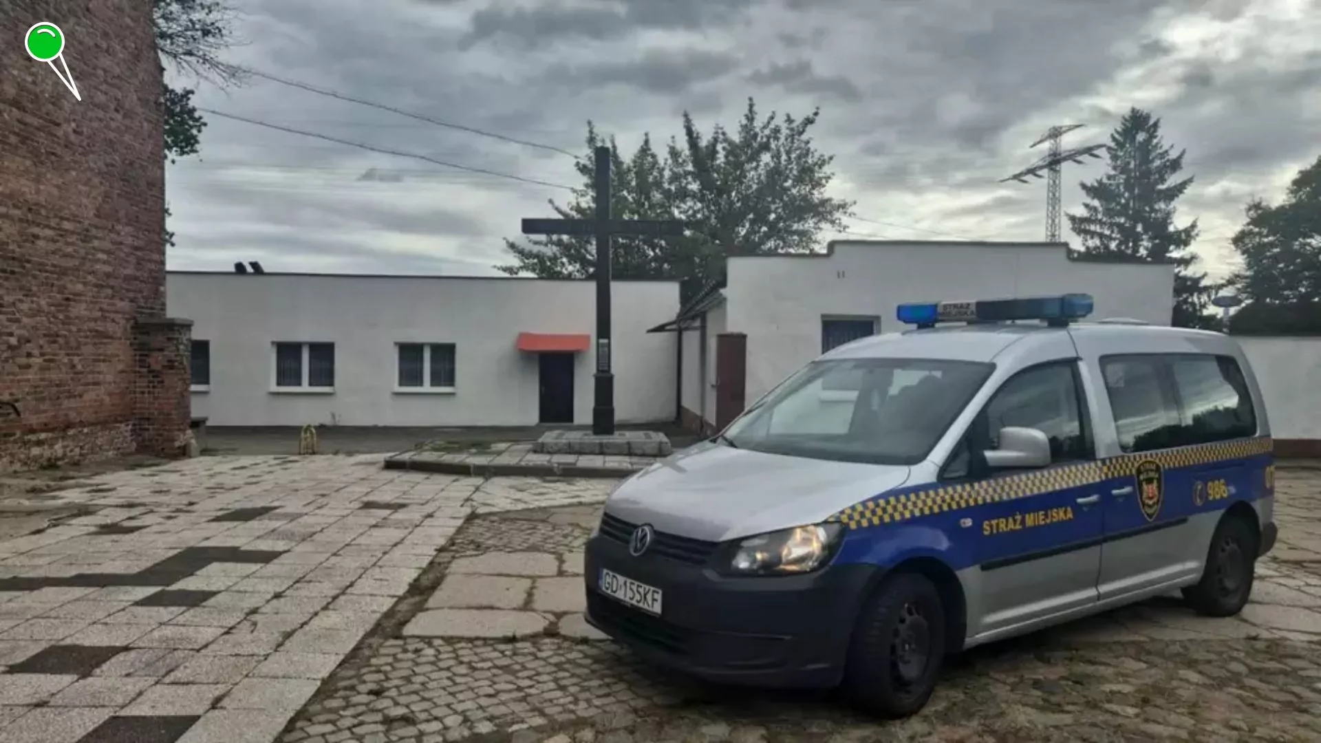 Seniorka zajęła plebanię i żądała od księdza ponownego chrztu (FOTO: Straż Miejska w Gdańsku)