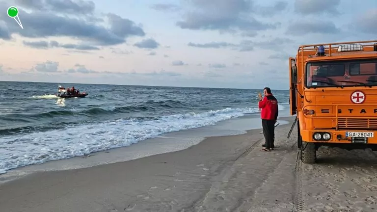 Zaginął żołnierz podczas kąpieli w Bałtyku (FOTO: Sebastian Kluska/X)