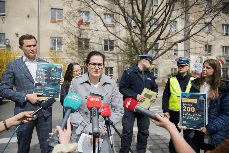 O efektach programu uspokojenia ruchu w Gdańsku i "Wizji Zero" poinformowała na konferencji prasowej prezydent Gdańska Aleksandra Dulkiewicz (FOTO: Dominik Paszliński/gdansk.pl)