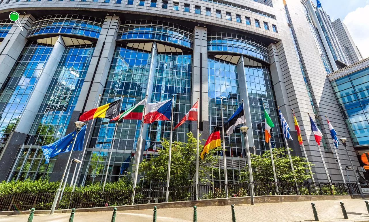 Parlament Europejski odrzuca poprawkę ws. Wołynia (FOTO: canva.com)