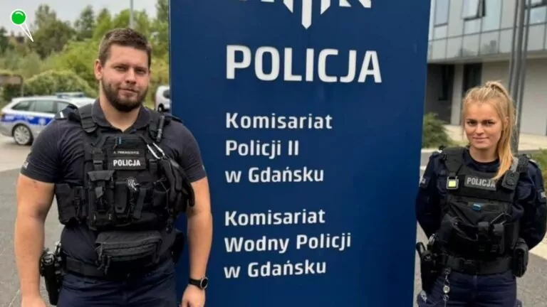 Policjanci z Gdańska ratują 34-latka przed skokiem z wiaduktu (FOTO: KMP Gdańsk)