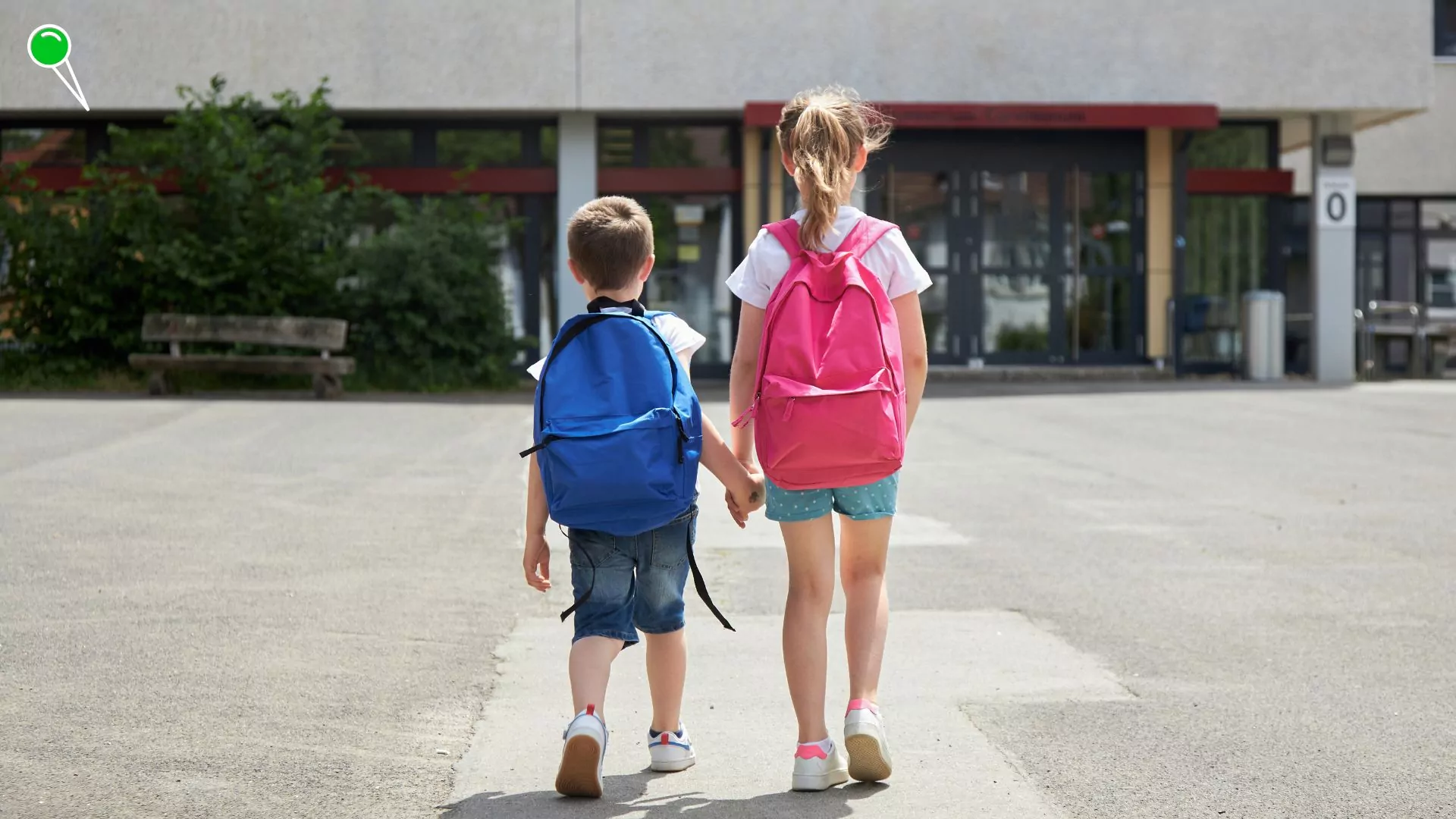 Rok szkolny 2024/2025. Kluczowe daty i harmonogram przerw (FOTO: canva.com)