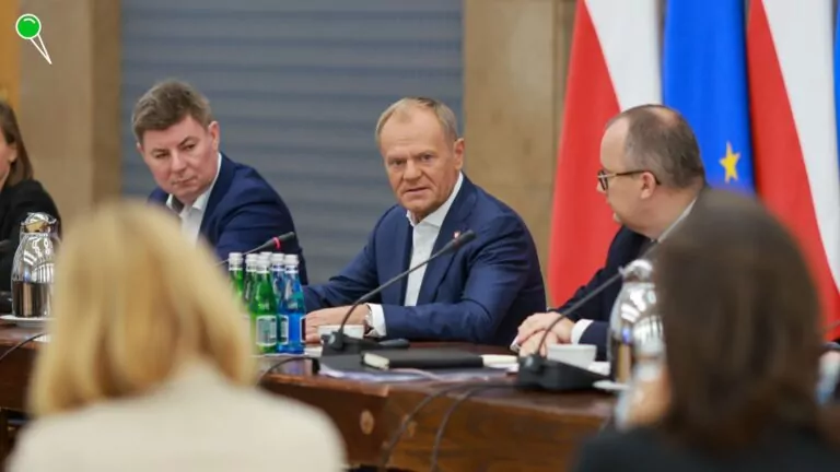 Czy Tusk i Bodnar powtarzają metody z czasów PRL? (FOTO: KPRM)