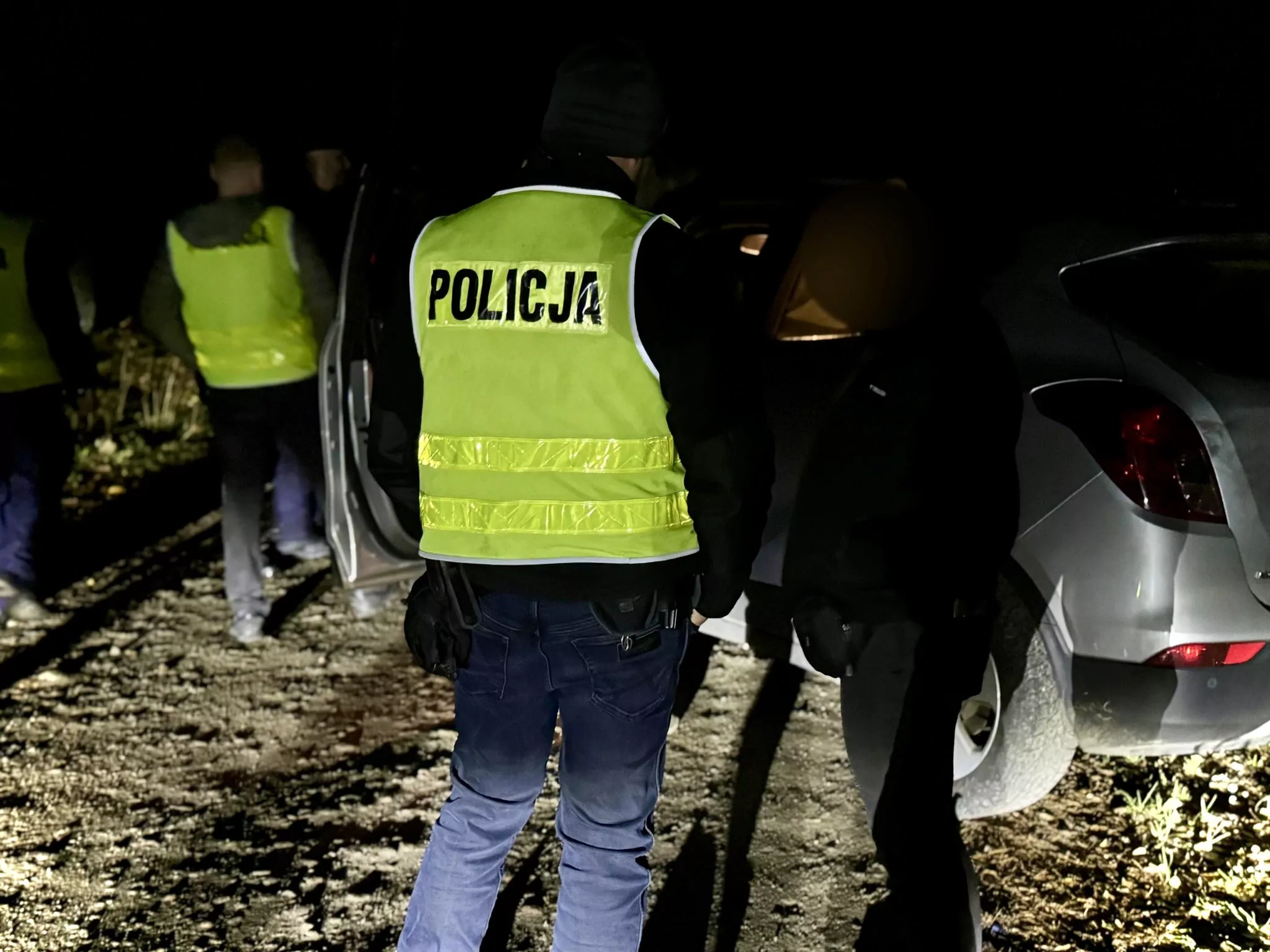 27-latek ugodził ostrym narzędziem policjanta. Pościg w lasach pod Bytowem (FOTO: KWP Gdańsk)