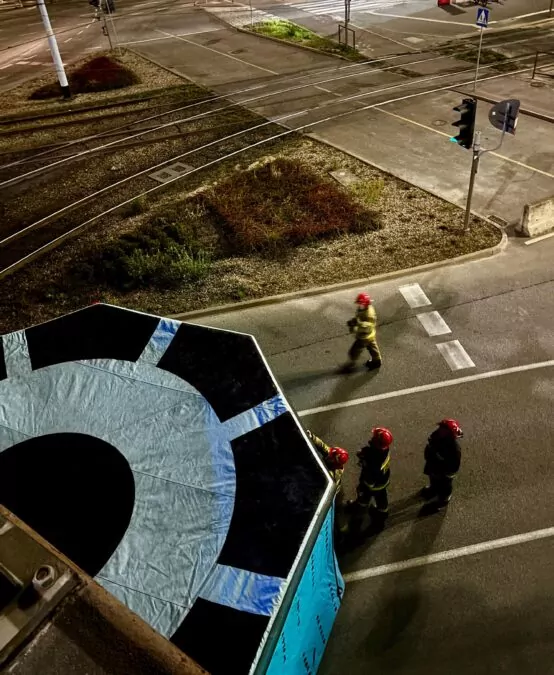 Policjanci z Gdańska zapobiegli tragedii - uratowali 40-latka (FOTO: KMP Gdańsk)