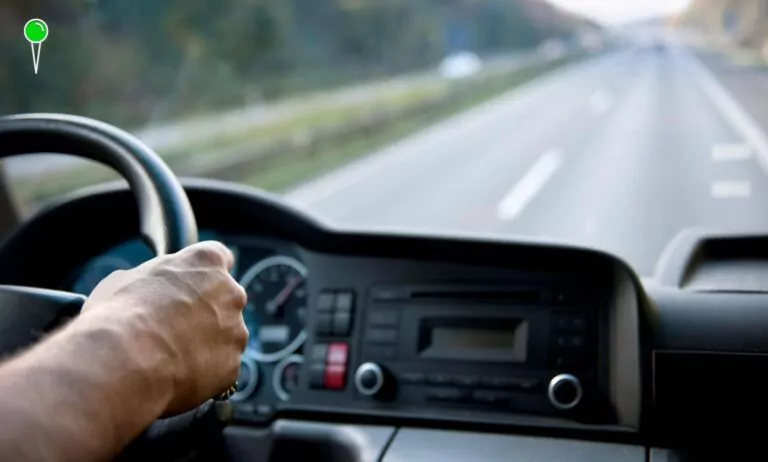 Nowe odcinki płatne dla ciężarówek na S6 i S7 (FOTO: canva.com)