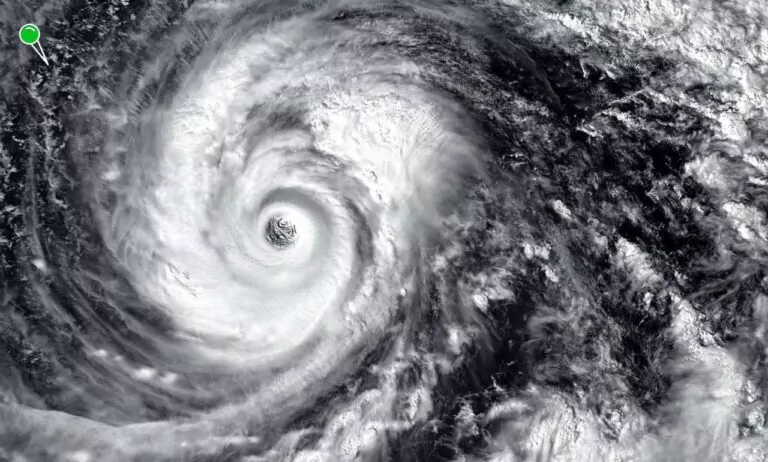 Huragan Milton zbliża się do Florydy. Poważne zagrożenie sztormem (FOTO: canva.com)