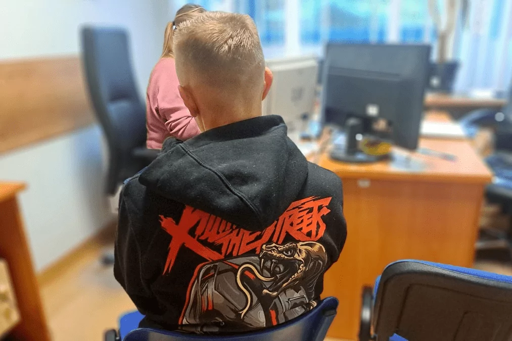 Motocyklista uciekał przed policją. 13,5 tys. zł mandatu i zarzuty (FOTO: KMP Sopot)