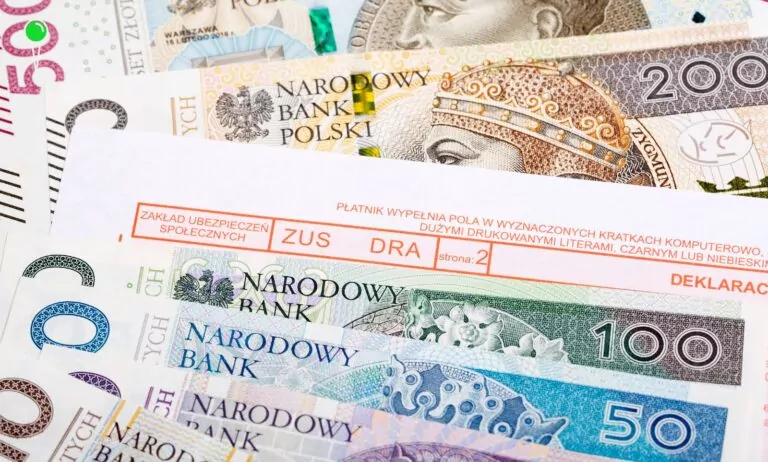 Największe obawy mikrofirm: koszty i składki ZUS (FOTO: canva.com)