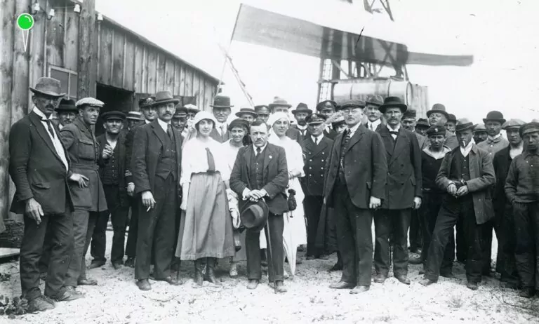 Święto Niepodległości. Kiedy Pomorze przyłączono do Polski? Zdjęcia podkomisji Sejmowej wizytującej Gdynię w 1921 r. (FOTO: gdyniawsieci.pl)