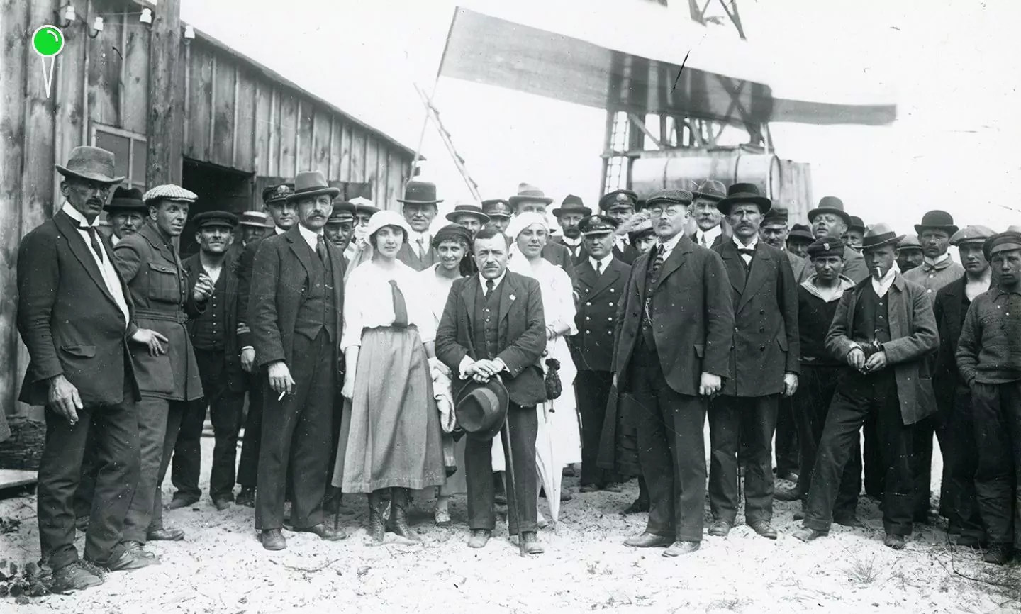 Święto Niepodległości. Kiedy Pomorze przyłączono do Polski? Zdjęcia podkomisji Sejmowej wizytującej Gdynię w 1921 r. (FOTO: gdyniawsieci.pl)