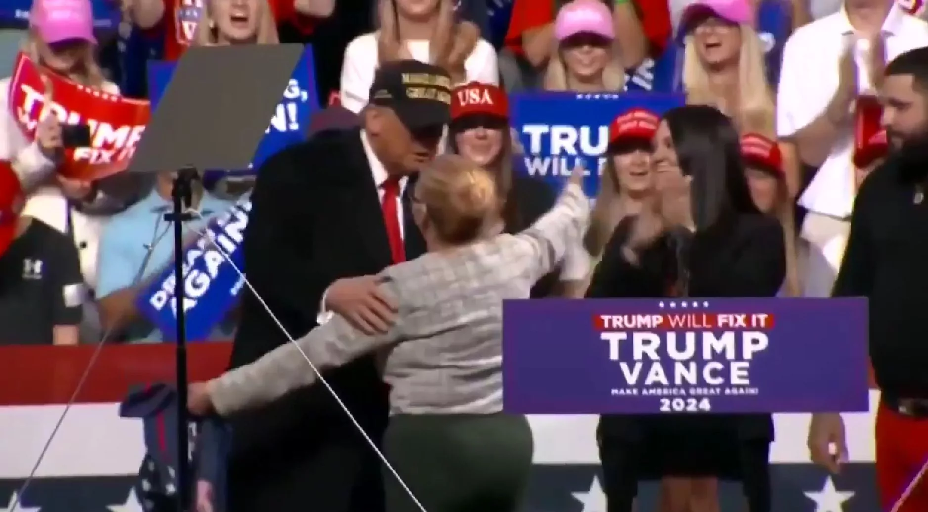 Morderstwo 25-latki. Matka ofiary zachęca do poparcia na Trumpa (FOTO: FoxNews)