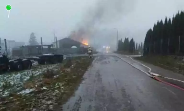 Eksplozja w warsztacie spawalniczym w Lubieszynie (FOTO: KWP Gdańsk)