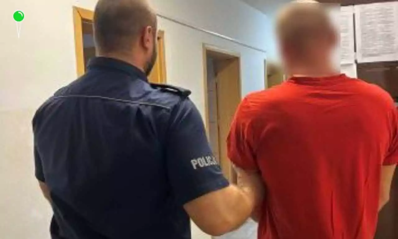 Pościg ulicami Żukowa. Potrójny zakaz kierowania i narkotyki w tle (FOTO: KPP Kartuzy)