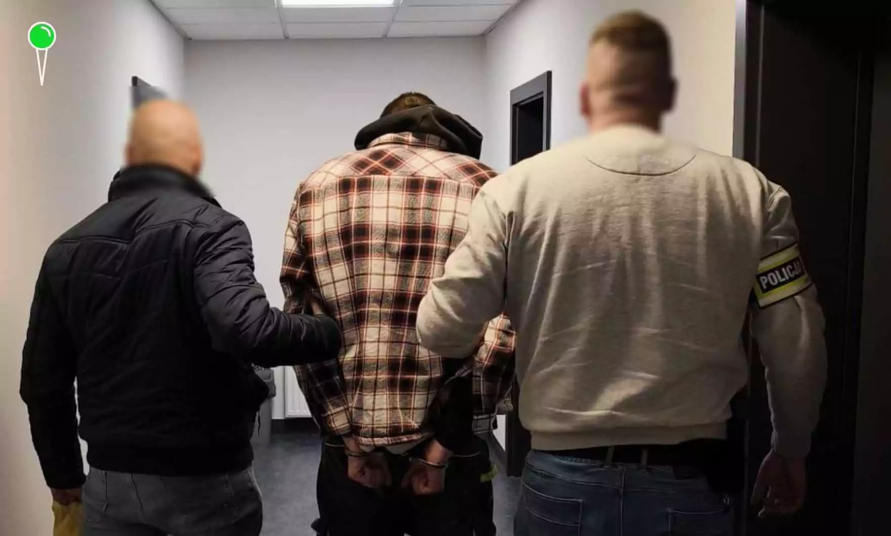 Brutalny atak nożem na przystanku w centrum Gdańska (KMP Gdańsk)